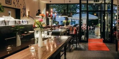 Hotel Immobilien - Pachten - Vielseitige Gastrofläche mit schönem Außenbereich und Kegelbahn im UG