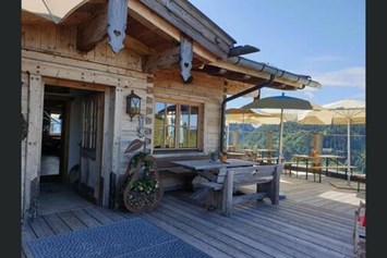 Hotel kaufen pachten: TOP Bergrestaurant mit Apartments direkt an der Skipiste im Salzburger Land zu verkaufen! - Kaufangebot  TOP-modernes Bergrestaurant mit Apartments - direkt an der Piste